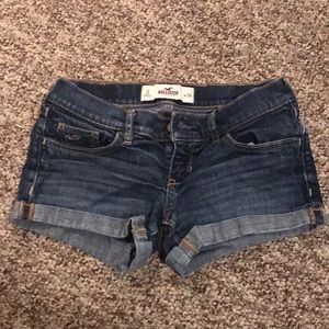 Hollister short shorts regular wash